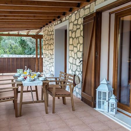 Aletro Villa Áyios Nikítas Екстериор снимка